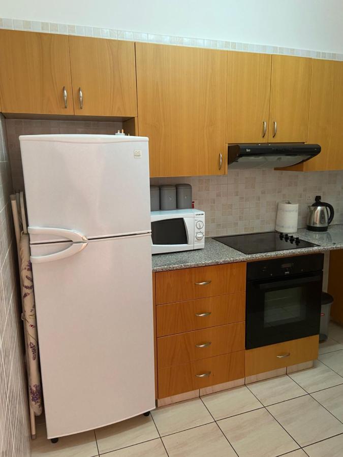 1 bedroom garden flat, sleeps 4 Paphos Exterior foto